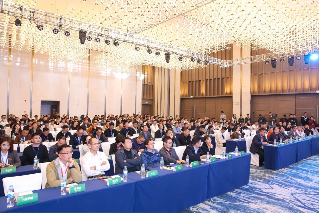 彩涂板行业“对标”！高质量发展涂装会议博兴召开！